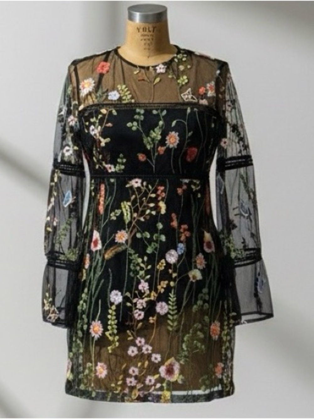 Nanette Lepore Black Sheer Floral Embroidered Long Sleeve Dress Sz 2